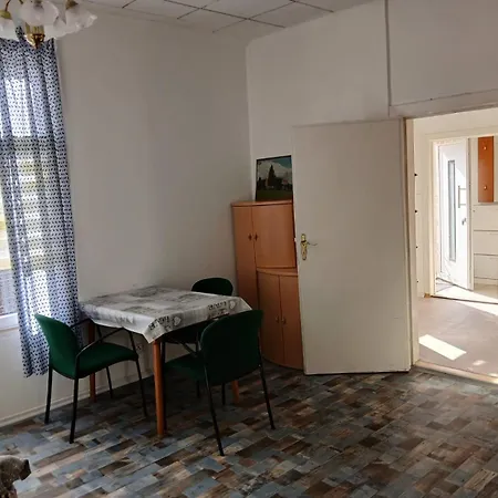 Апартаменти Mit Garten Zentral Шверін